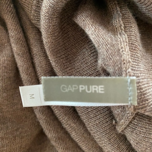 GAP Pure Tuetleneck Top - Picture 3 of 3